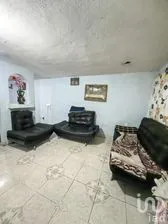 NEX-286235 - Casa en Venta, con 2 recamaras, con 1 baño, con 30 m2 de construcción en Portal de Chalco, CP 56600, México.