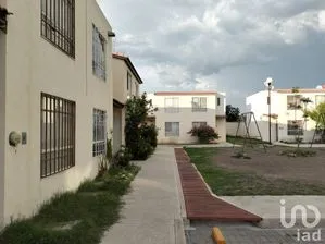 NEX-176955 - Casa en Venta, con 2 recamaras, con 1 baño, con 97 m2 de construcción en Paseos del Marques, CP 76245, Querétaro.