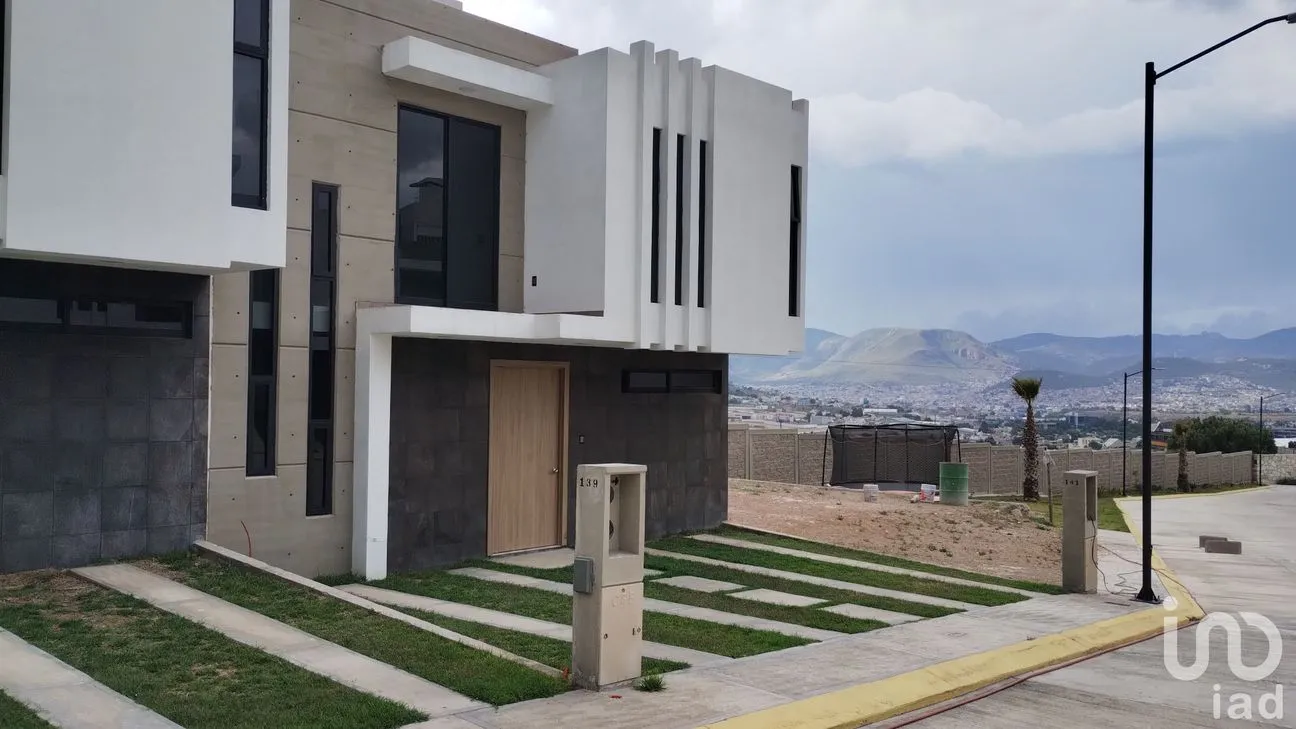 Casa en Venta en Pachuquilla, Mineral de la Reforma, Hidalgo | NEX-178232 | iad México | Foto 3 de 29