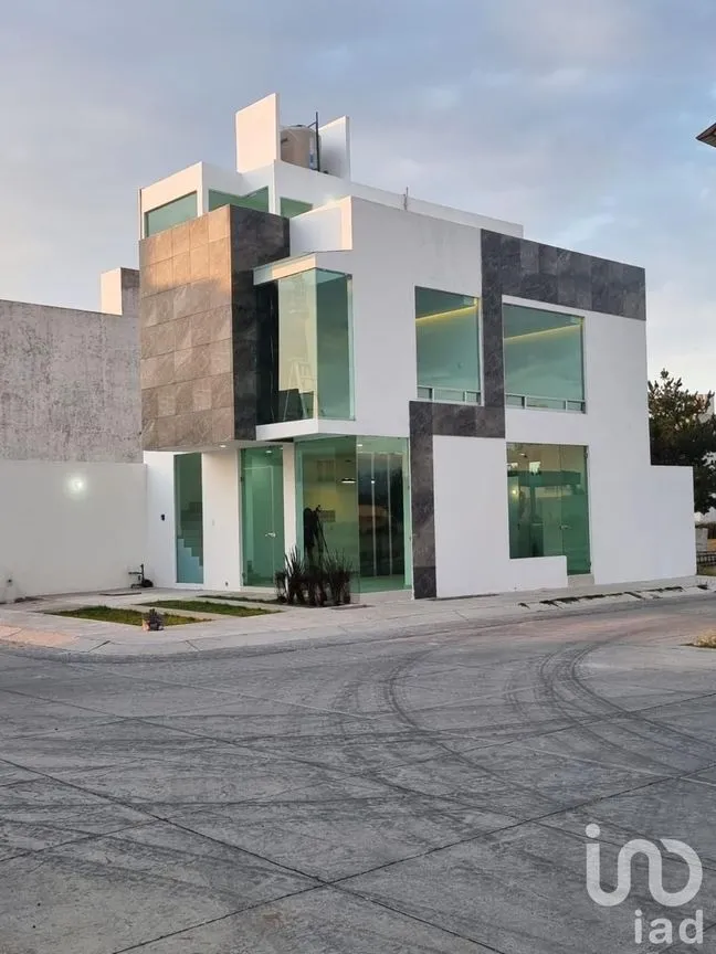 Casa en Venta en Alvento Hábitat, Mineral de la Reforma, Hidalgo | NEX-242156 | iad México | Foto 3 de 29