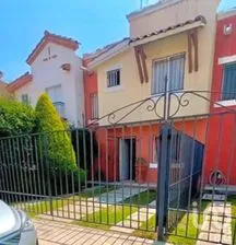 NEX-303920 - Casa en Venta, con 3 recamaras, con 2 baños, con 90 m2 de construcción.
