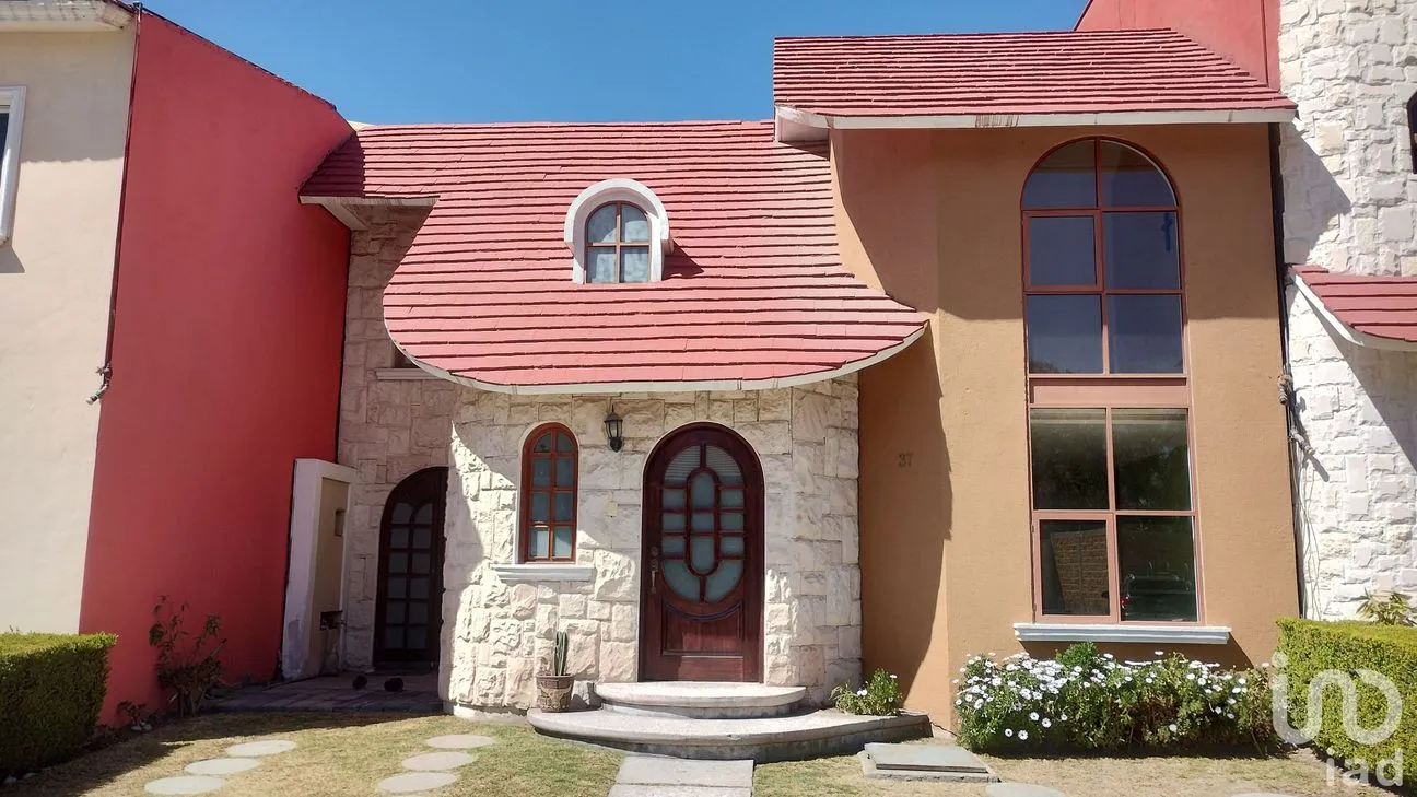 Casa en Venta en Villas Miguel Ángel, Pachuca de Soto, Hidalgo | NEX-194394 | iad México | Foto 2 de 23