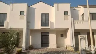 NEX-202725 - Casa en Venta, con 4 recamaras, con 3 baños, con 148 m2 de construcción.