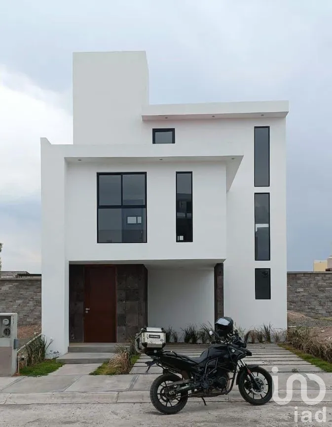 Casa en Venta en Hacienda la Herradura, Pachuca de Soto, Hidalgo | NEX-219589 | iad México | Foto 2 de 17