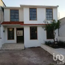 NEX-245292 - Casa en Venta, con 3 recamaras, con 3 baños, con 128 m2 de construcción.