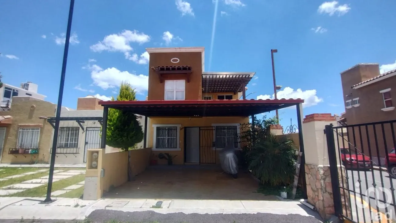 Casa en Venta en Real Toledo, Pachuca de Soto, Hidalgo | NEX-258488 | iad México | Foto 2 de 12