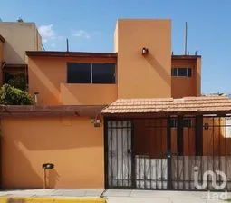 NEX-264752 - Casa en Venta, con 3 recamaras, con 2 baños, con 190 m2 de construcción en ISSSTE, CP 42083, Hidalgo.