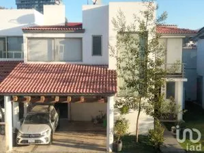 NEX-286901 - Casa en Venta, con 3 recamaras, con 3 baños, con 182 m2 de construcción en Bosques, CP 42084, Hidalgo.