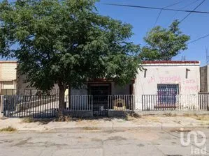 NEX-150880 - Terreno en Venta, con 155 m2 de construcción en Melchor Ocampo, CP 32380, Chihuahua.
