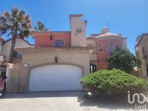 NEX-178371 - Casa en Venta, con 5 recamaras, con 3 baños, con 368 m2 de construcción en Fuentes del Seminario, CP 32538, Chihuahua.