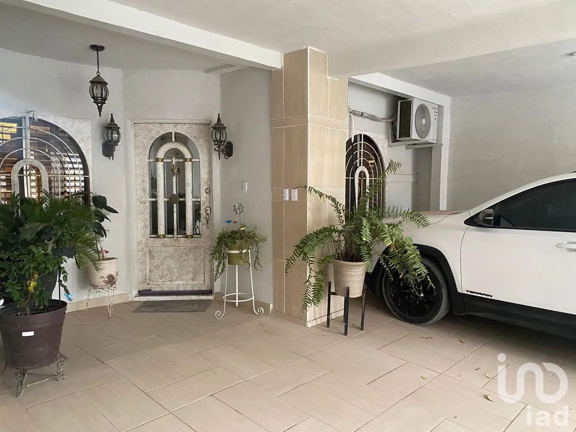 Casa en Venta en Complejo R, Juárez, Chihuahua | NEX-251626 | iad México | Foto 2 de 13