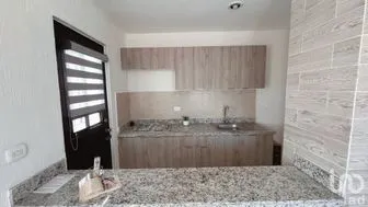 NEX-297195 - Casa en Renta, con 2 recamaras, con 1 baño, con 76 m2 de construcción en Los Héroes, CP 97306, Yucatán.
