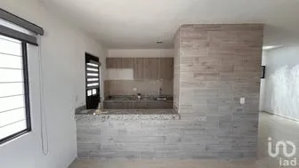 NEX-297195 - Casa en Renta, con 2 recamaras, con 1 baño, con 76 m2 de construcción en Los Héroes, CP 97306, Yucatán.