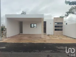 NEX-59007 - Casa en Venta, con 3 recamaras, con 3 baños, con 185 m2 de construcción en Cholul, CP 97305, Yucatán.