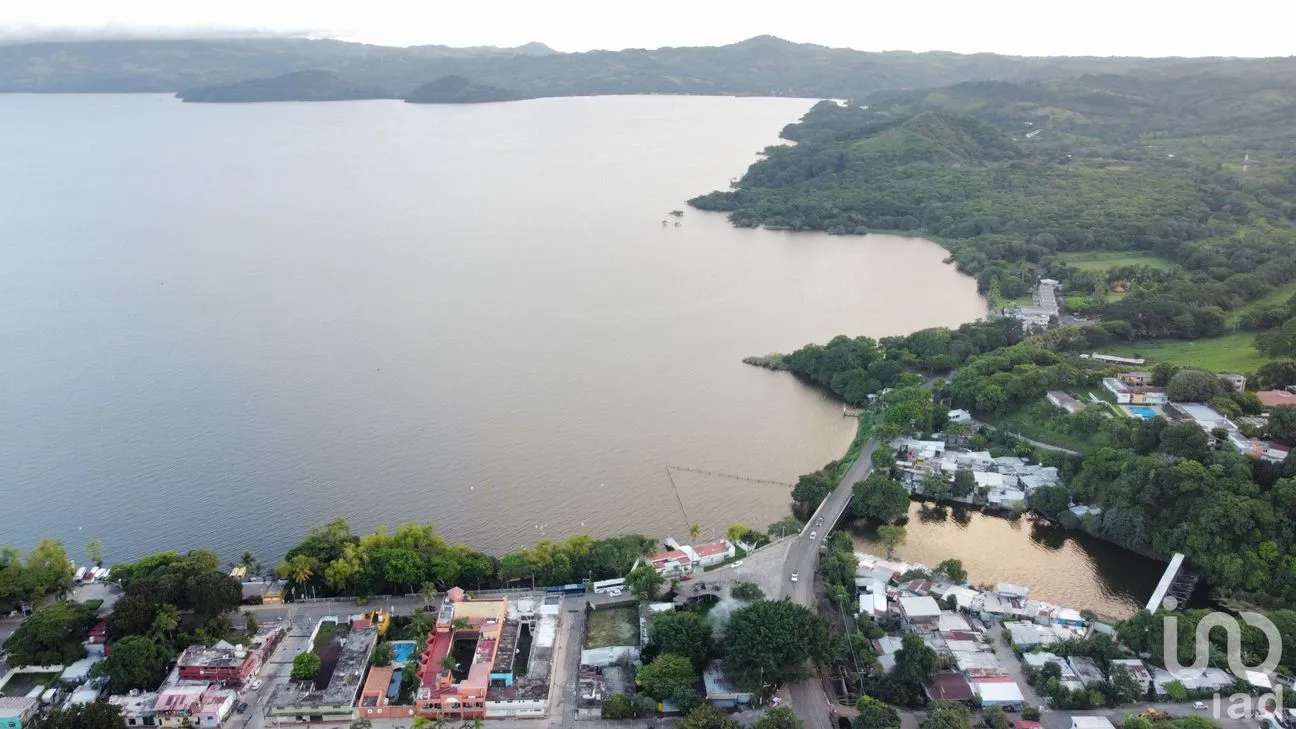 Terreno en Venta en Catemaco, Catemaco, Veracruz de Ignacio de la Llave | NEX-153291 | iad México | Foto 8 de 9