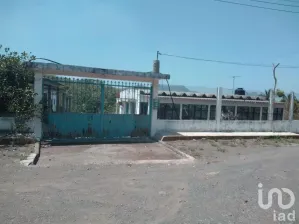 NEX-156425 - Casa en Venta, con 4 recamaras, con 2 baños, con 150 m2 de construcción.