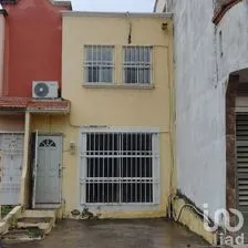NEX-205697 - Casa en Renta, con 2 recamaras, con 1 baño, con 70 m2 de construcción en Palma Real, CP 91826, Veracruz de Ignacio de la Llave.