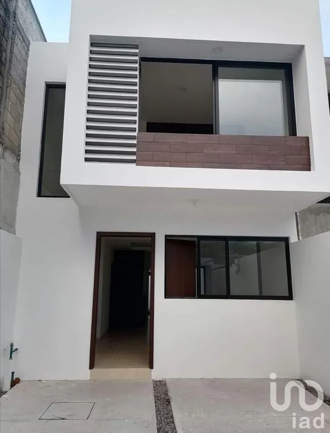 Casa en Venta en Venustiano Carranza, Boca del Río, Veracruz de Ignacio de la Llave | NEX-57057 | iad México | Foto 2 de 8