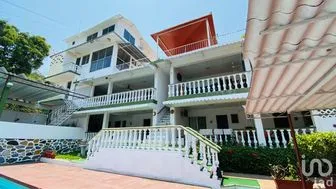 NEX-149359 - Casa en Venta, con 11 recamaras, con 12 baños, con 600 m2 de construcción en Las Anclas, CP 39630, Guerrero.