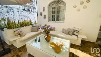 NEX-152724 - Casa en Venta, con 3 recamaras, con 2 baños, con 160 m2 de construcción en Las Playas, CP 39390, Guerrero.