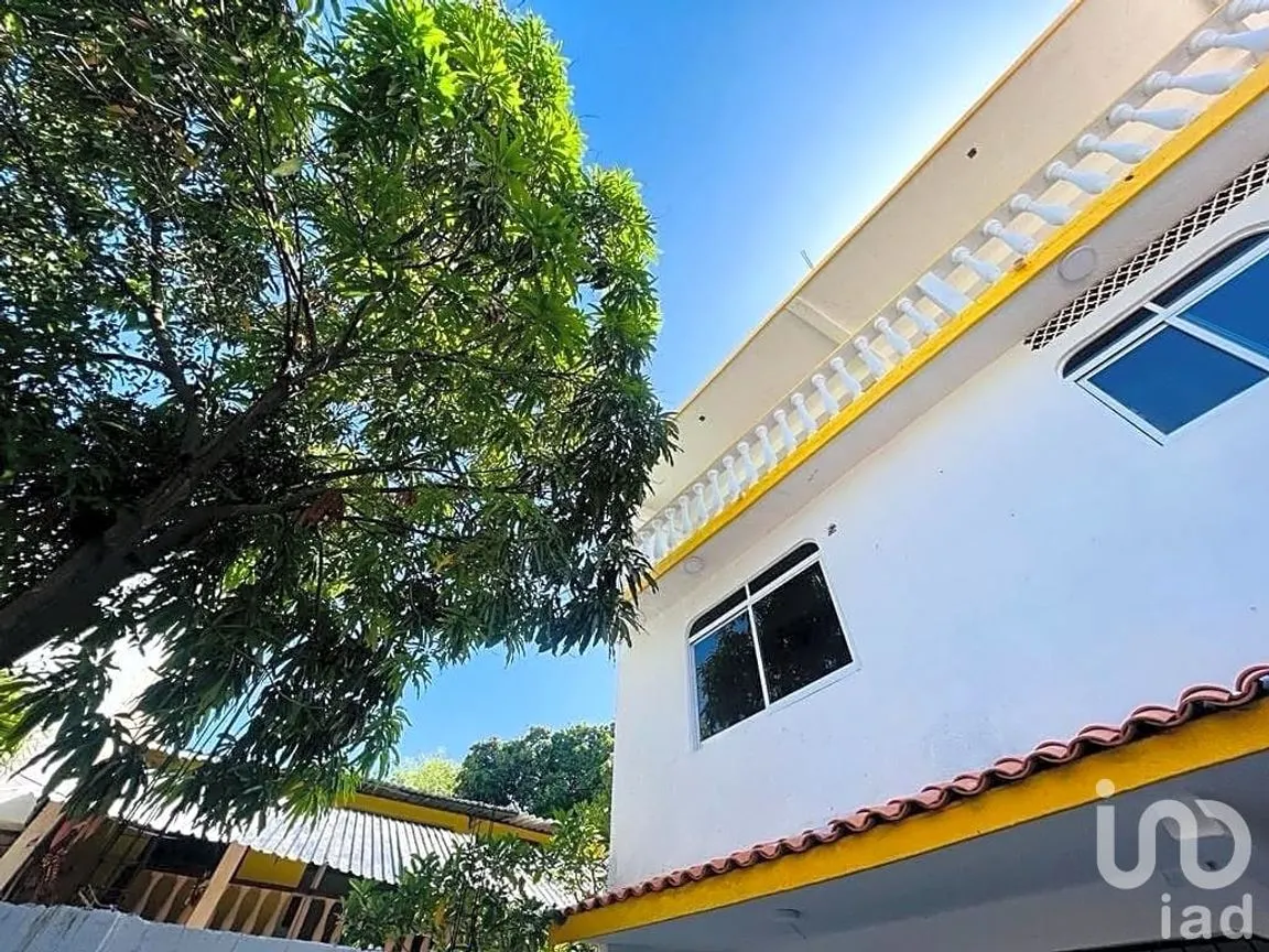 Casa en Venta en El Roble, Acapulco de Juárez, Guerrero | NEX-196790 | iad México | Foto 2 de 10