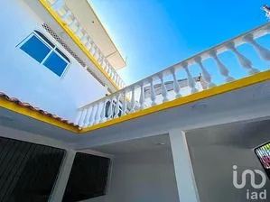 NEX-196790 - Casa en Venta, con 2 recamaras, con 1 baño, con 180 m2 de construcción en El Roble, CP 39640, Guerrero.