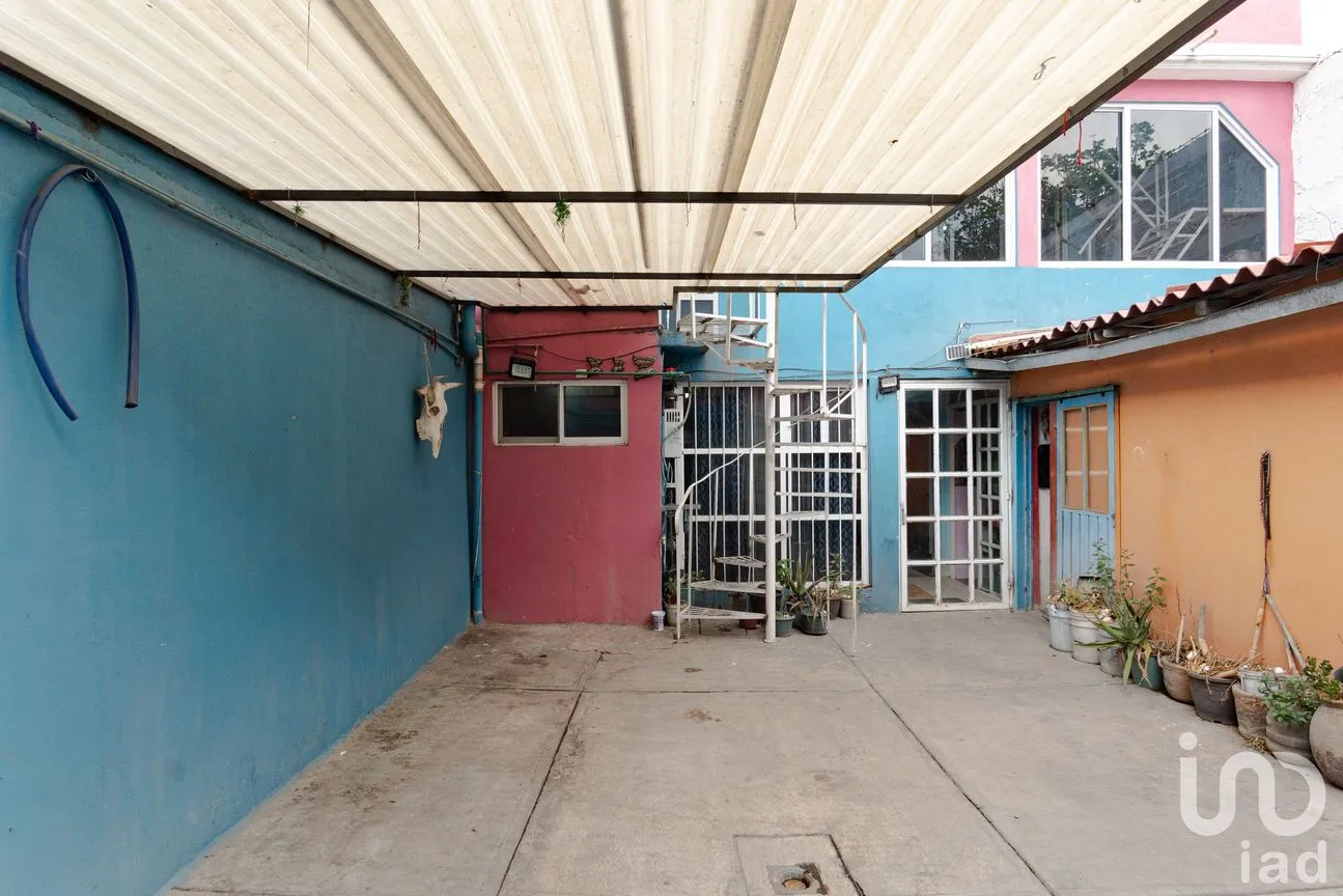 Casa en Venta en El Edén, Iztapalapa, Ciudad de México | NEX-197700 | iad México | Foto 3 de 27
