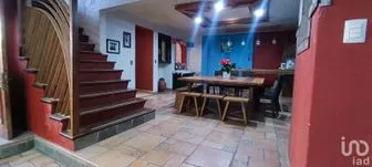 NEX-237207 - Casa en Venta, con 3 recamaras, con 2 baños, con 263 m2 de construcción.