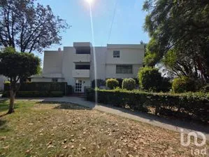 NEX-264176 - Departamento en Renta, con 3 recamaras, con 2 baños, con 100 m2 de construcción.