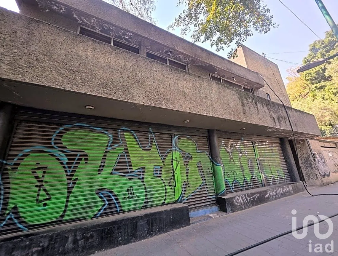 Casa en Venta en Del Carmen, Coyoacán, Ciudad de México | NEX-265893 | iad México | Foto 2 de 15