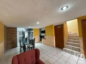 NEX-195467 - Casa en Renta, con 3 recamaras, con 2 baños, con 95 m2 de construcción en Bello Horizonte, CP 72735, Puebla.