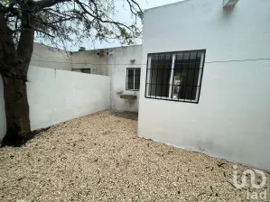 NEX-149206 - Casa en Venta, con 1 recamara, con 1 baño, con 38 m2 de construcción en Supermanzana 212, CP 77519, Quintana Roo.