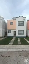 NEX-159904 - Casa en Renta, con 2 recamaras, con 1 baño, con 88 m2 de construcción en Supermanzana 77, CP 77528, Quintana Roo.