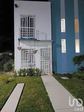 NEX-214015 - Casa en Renta, con 2 recamaras, con 1 baño, con 69 m2 de construcción.