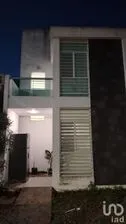 NEX-232898 - Casa en Renta, con 2 recamaras, con 1 baño, con 68 m2 de construcción en Gran Santa Fe, CP 77535, Quintana Roo.