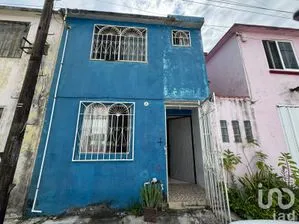 NEX-237750 - Casa en Venta, con 2 recamaras, con 1 baño, con 36 m2 de construcción.
