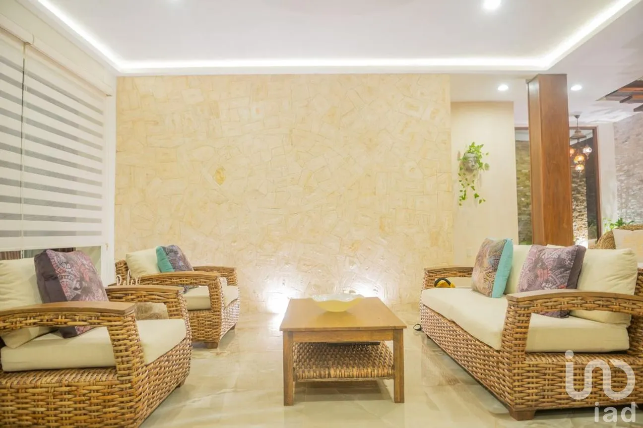 Casa en Venta en Oxtankah, Othón P. Blanco, Quintana Roo | NEX-297148 | iad México | Foto 3 de 16