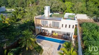 NEX-297148 - Casa en Venta, con 2 recamaras, con 2 baños, con 454 m2 de construcción.