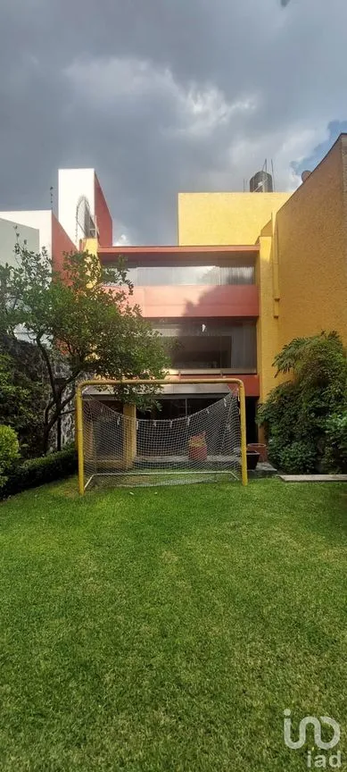 Casa en Venta en Fuentes del Pedregal, Tlalpan, Ciudad de México | NEX-202762 | iad México | Foto 1 de 20