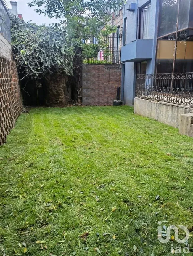 Casa en Venta en Del Carmen, Coyoacán, Ciudad de México | NEX-238575 | iad México | Foto 1 de 7