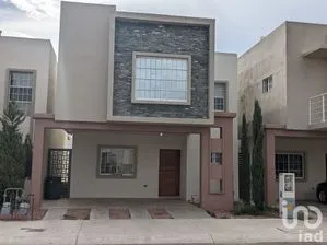 NEX-152287 - Casa en Renta, con 3 recamaras, con 3 baños, con 146 m2 de construcción en Residencial Toledo, CP 32563, Chihuahua.