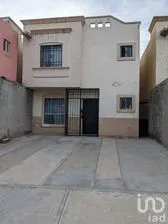 NEX-171088 - Casa en Renta, con 3 recamaras, con 1 baño, con 104 m2 de construcción en Jardines de San Miguel, CP 32560, Chihuahua.