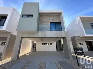 NEX-190299 - Casa en Venta, con 3 recamaras, con 2 baños, con 233 m2 de construcción en Rinconadas del Valle II, CP 32546, Chihuahua.