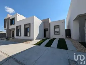 NEX-233338 - Casa en Renta, con 2 recamaras, con 2 baños, con 159 m2 de construcción en Campestre Sur, CP 32545, Chihuahua.