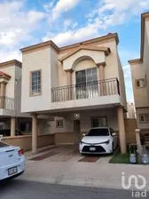 NEX-291045 - Casa en Venta, con 3 recamaras, con 2 baños, con 165 m2 de construcción en Canto de Calabria, CP 32540, Chihuahua.