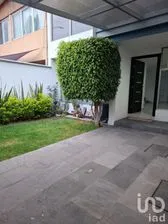 NEX-243243 - Casa en Renta, con 3 recamaras, con 2 baños, con 161 m2 de construcción en Prados de Coyoacán, CP 04810, Ciudad de México.