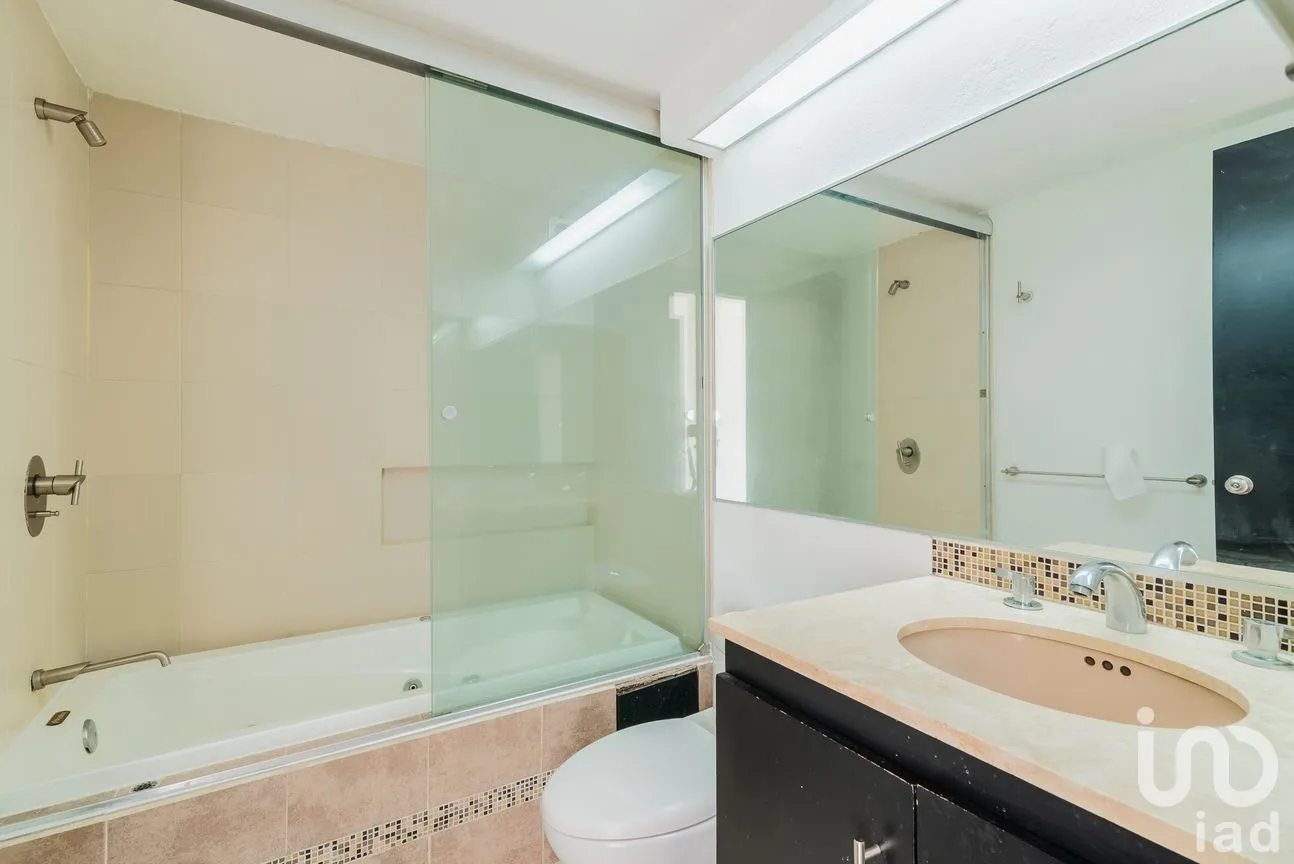 Departamento en Venta en Del Valle Sur, Benito Juárez, Ciudad de México | NEX-287299 | iad México | Foto 10 de 16