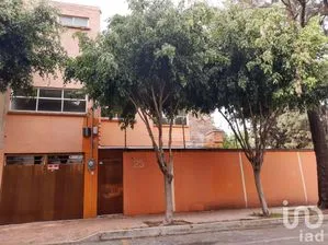 NEX-52061 - Casa en Renta, con 4 recamaras, con 2 baños, con 243 m2 de construcción en Periodista, CP 11220, Ciudad de México.