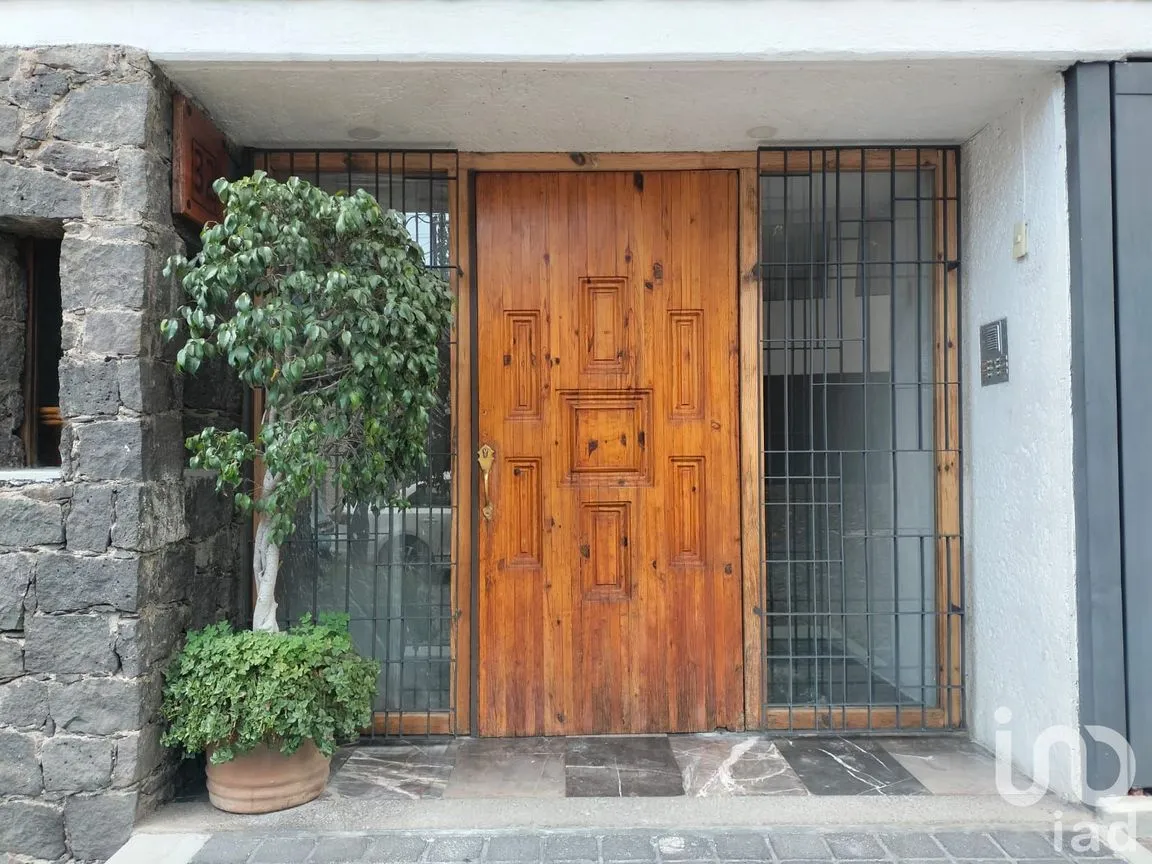 Casa en Venta en Flor de María, Álvaro Obregón, Ciudad de México | NEX-238671 | iad México | Foto 3 de 61