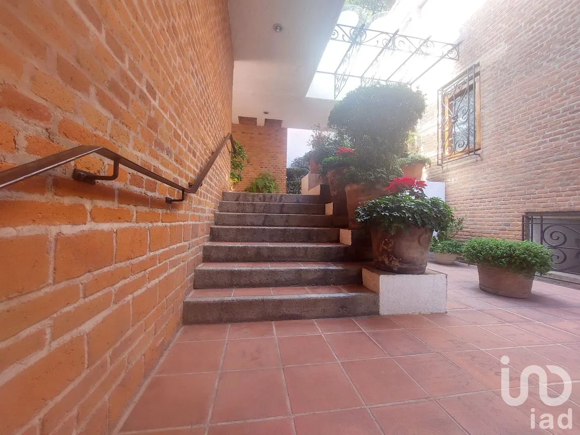 Casa en Venta en Flor de María, Álvaro Obregón, Ciudad de México | NEX-238671 | iad México | Foto 1 de 61